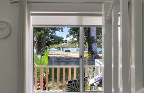 Tea Gardens House | River Tonic - stunning views of the Myall River