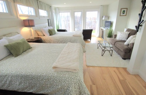 Paris Bed & Breakfast | The Mulberry House on the Grand