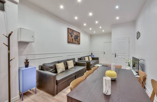 Quartier du Faubourg-Montmartre Apartment | 35 - Urban Pretty Flat near Grands Boulevards