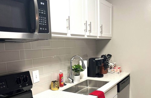 Loring Heights Apartment | Atlantic Station Home