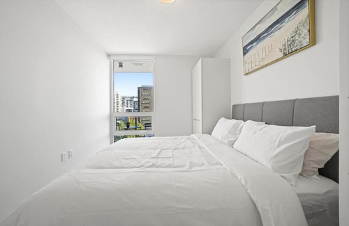 Mount Pleasant Apartment | Urban Escape Contemporary Haven in Mount Pleasant