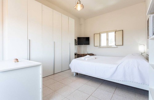 Ugento Apartment | Vacation Home Loris 1 in Torre San Giovanni