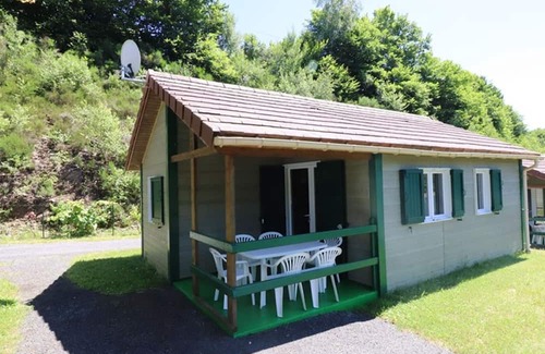 Arnac Cottage | Gite Arnac, 2 bedrooms, 5 persons