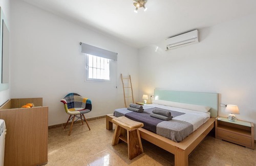 Can Besso House | Can Rimbau Jesus - Views to old Town & Formentera