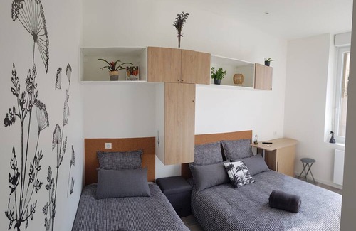 Haussonville-Blandan-Mon Desert-Saurupt Apartment | Guest room Henriot ⭐⭐⭐