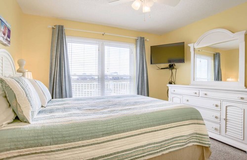 Fort Morgan House | New Owner Listing! 900' to PRIVATE Beach Access! Gulf & Mobile Bay Views!