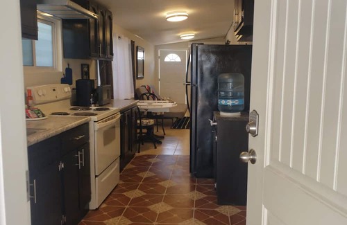 Nueva Ensenada House | Pura Vida Casita Retreat: Temp-control heat+more modern conveniences for comfort
