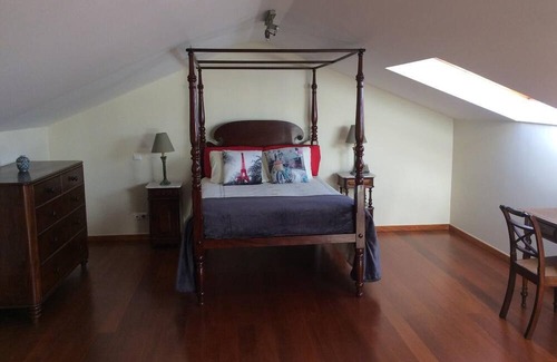 Sao Pedro Apartment | Excellent Apartment 3 Bedrooms - Sleeps 6