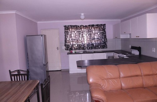 Vineta House | FrankeStreet Self Catering Accommodation