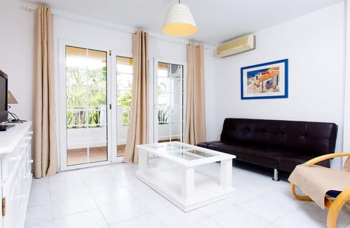 Nerja Apartment | Suite Nº 8 (1 double room)