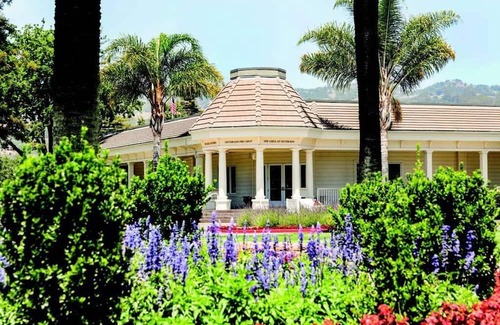 Napa Apartment | Top Floor Napa Condo w/Golf Views Near Wineries