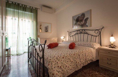 Vatican Apartment | LOVELY APARTMENT CENTER OF ROME 100 METRES FROM ST. PETER’S BASILICA FREE WIFI