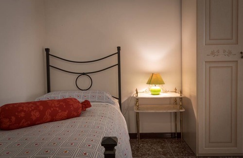 Vatican Apartment | LOVELY APARTMENT CENTER OF ROME 100 METRES FROM ST. PETER’S BASILICA FREE WIFI