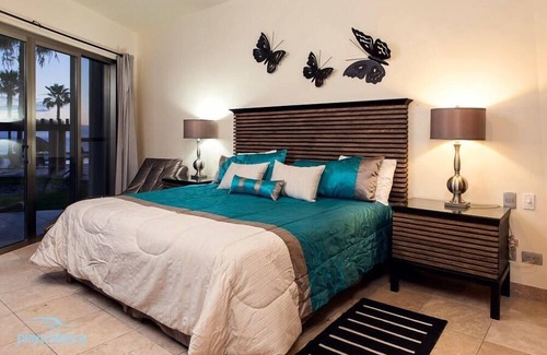 San Carlos Condo | 4 Bedroom Playa Blanca 101 Condo by RedAwning