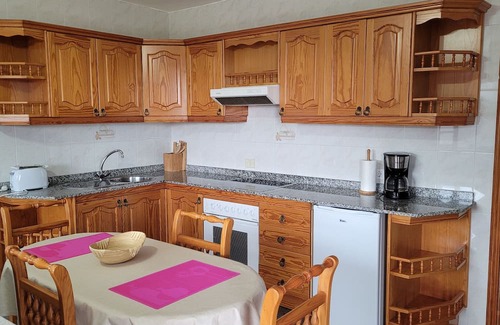 Tias House | Holiday house in quiet location with views of the Timanfaya National Park