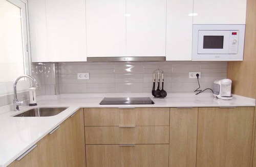 Torre del Mar Apartment | Darú Vistamar Luxur apartment, sea views, pool and beachfront