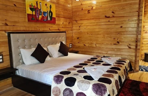 Tarkarli Hotel | Hotel Yash Nyahari Niwas