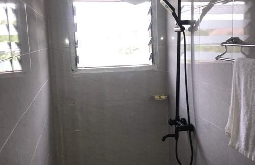 Atimpoku House | Alberjah Traincity Guesthouse