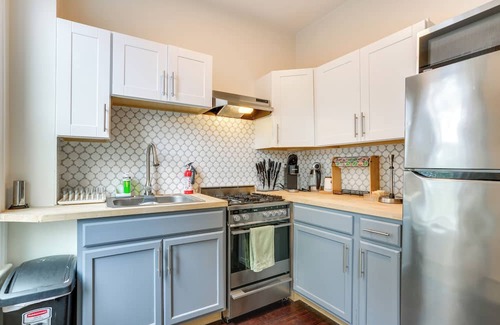 Newburgh Apartment | Explore & Work! Stylish Washington Heights Duplex