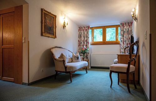 Lech am Arlberg House | die AlpenRose