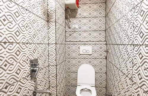 Malviya Nagar Hotel | Roomshala Hotel KB Residency