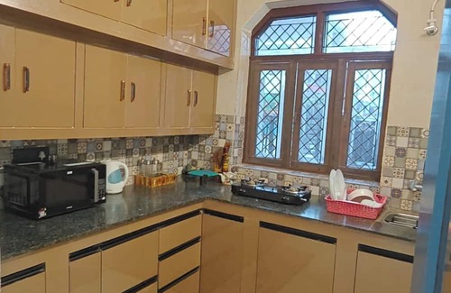 Taj Ganj Apartment | ZM Homestay Live Like Locals and Feel Indian Culture and Traditions