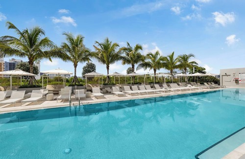 North Beach Apartment | Elegant Miami Beach Condos