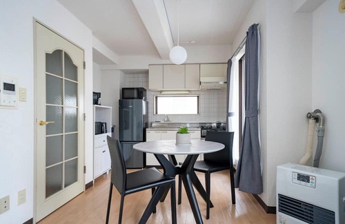 Nakajimakoen Apartment | LUMORA