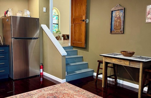 Lafayette House | Historic Hope Chapel