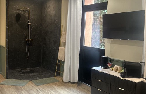 Bethune Bed & Breakfast | Imperial Suite & Spa