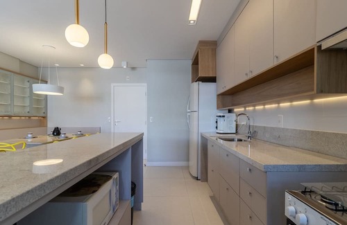 Cachoeira do Bom Jesus Apartment | Apart Near the Beach in Cond. w/Pool Adc0205