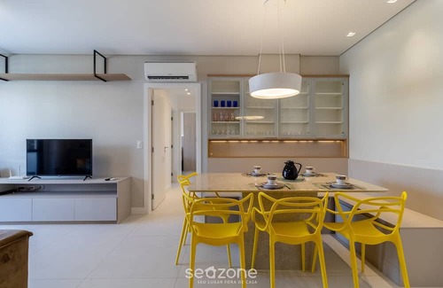 Cachoeira do Bom Jesus Apartment | Apart Near the Beach in Cond. w/Pool Adc0205