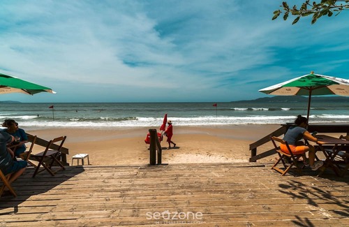 Andorinha Apartment | 2BR Apt With BBQ in Meia Praia Mlo0601