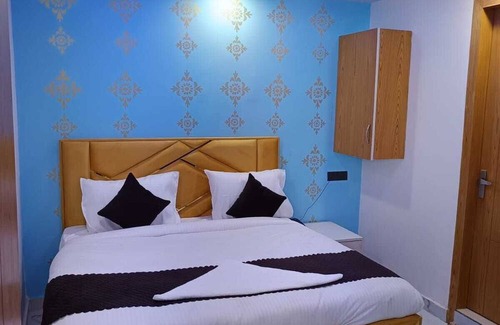 Udyog Vihar House | Test Alpha