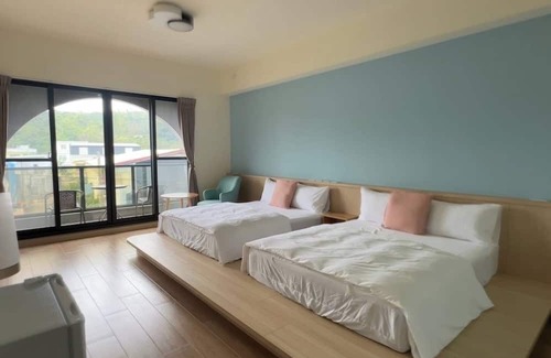 Xiaoliuqiu Bed & Breakfast | Polar bear bnb