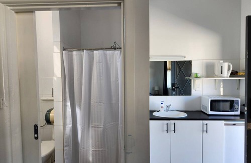 Kangaroo Flat Hotel | Calder Family Motel