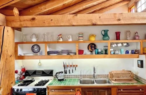 Santa Fe Cabin | Mary Ann’s Mountain Retreat-CASA