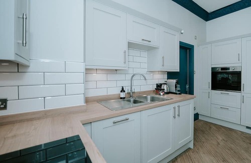 Pakefield Apartment | First Light Hotel