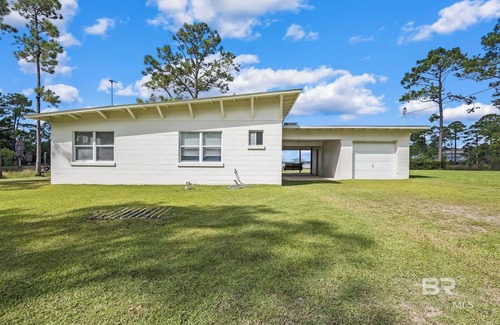 Elberta Cottage | Fish Trap - Waterfront Cottage