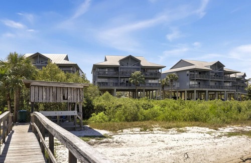 Cedar Key Condo | Summer Sunrise at Spoonbill Cay
