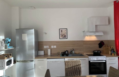 Loures-Barousse Apartment | La Douchka Azzurra