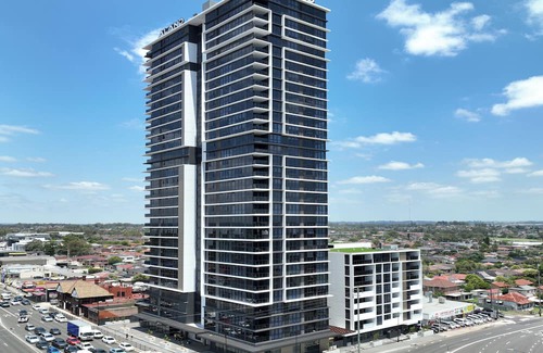 Liverpool Apartment | Liverpool Brand new 2 Br Apt City View + Parkingn