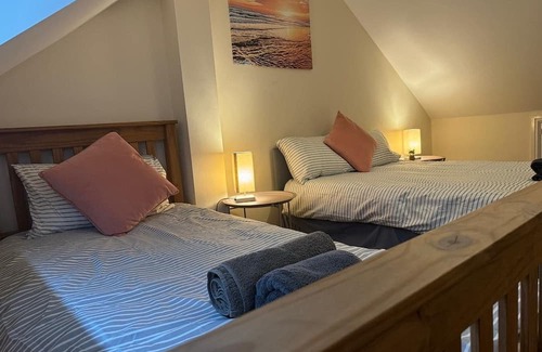 Sibford Gower House | Radway Retreat - Cozy Countryside House