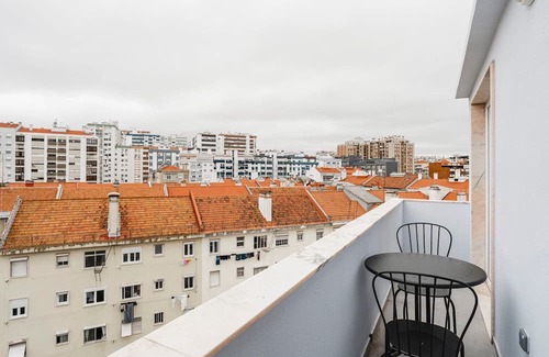 Benfica Apartment | Blueground | Benfica, furnished, a/c, washer