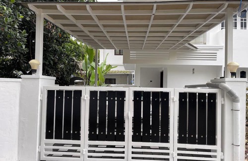 Kochi House | 3-bedroom independent bungalow in Kochi