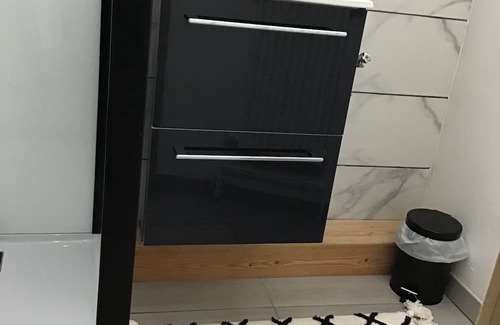 Brive-la-Gaillarde Apartment | Superb studio in the heart of Brive /private parking
