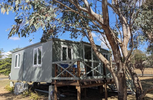 Yass Cabin | Yass farmstay (cabin)