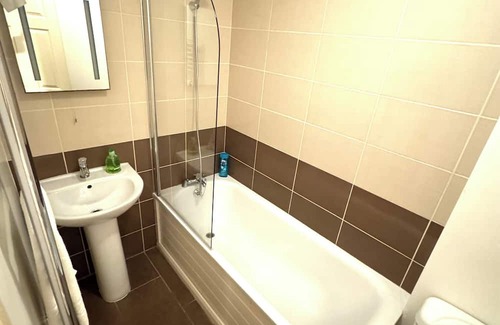 Munster Apartment | Beautiful 1 bed Flat in Fulham near Chelsea Stadium
