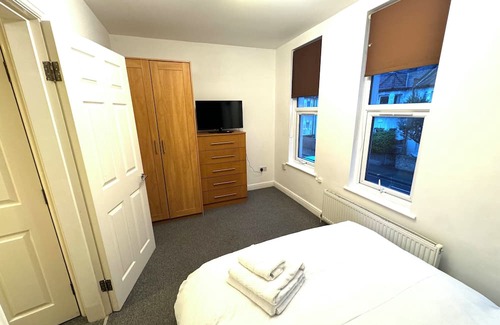 Munster Apartment | Beautiful 1 bed Flat in Fulham near Chelsea Stadium