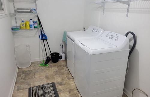 Charlotte Apartment | Quiet, Beachside Modern 2-bedroom with WiFi and AC in charming Rochester